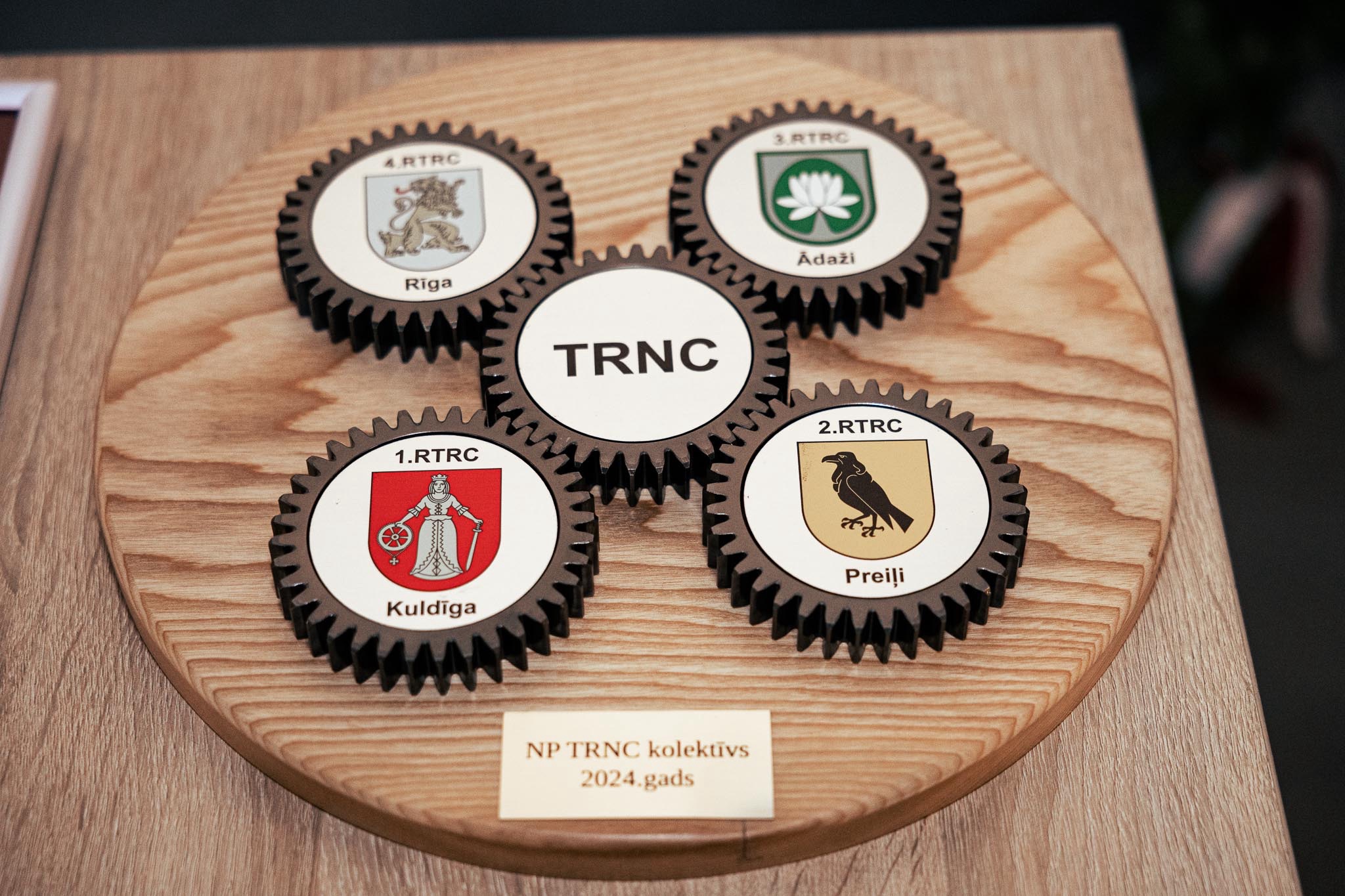 Nodrošinājuma pavēlniecības Transporta remonta nodrošinājuma centra karogs