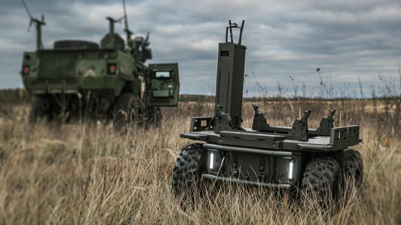 Attālināti vadāmi sauszemes droni