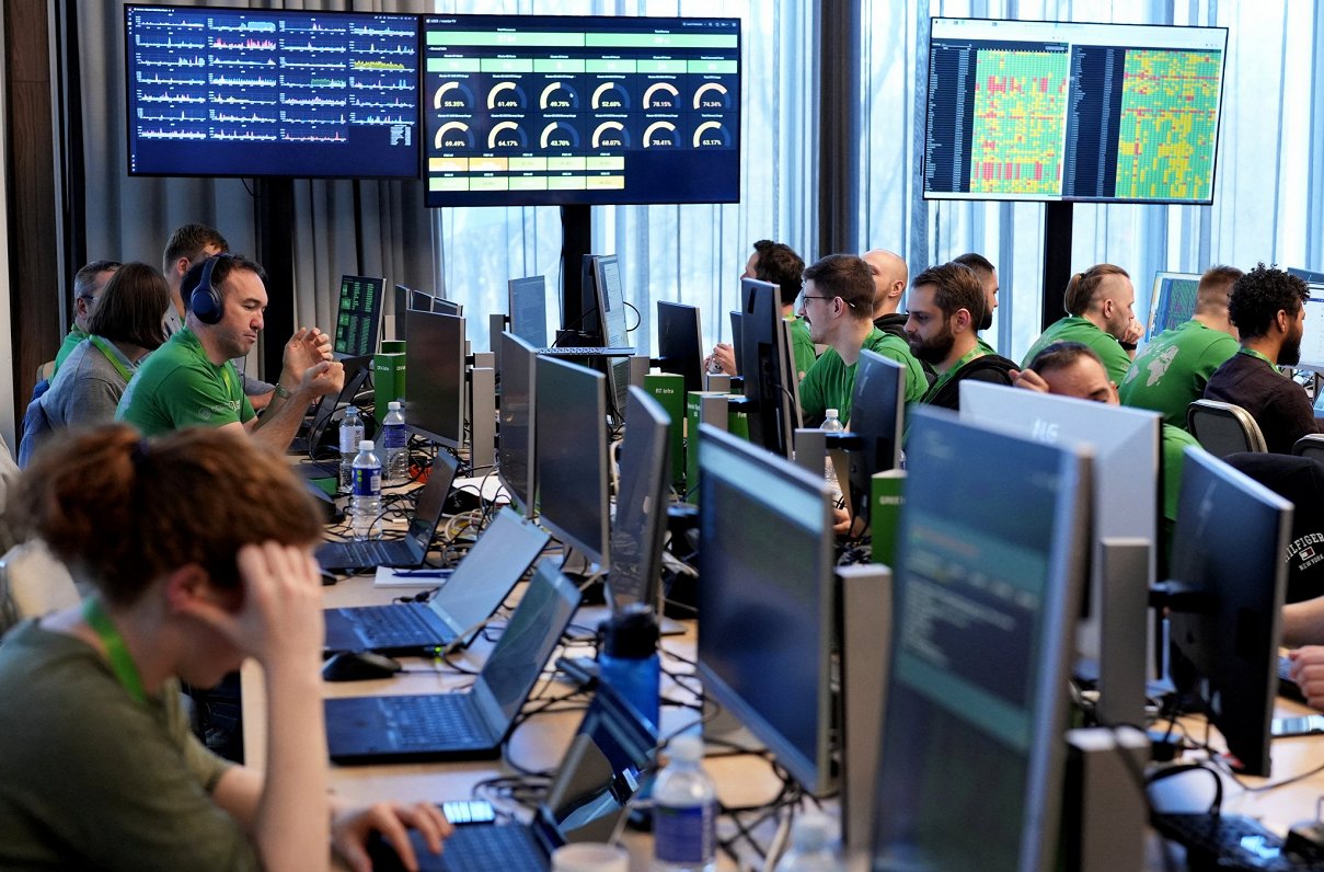 Kiberaizsardzības mācībās “Locked Shields 26” Latvijas un Singapūras apvienotā komanda attīstīs starpvalstu sadarbību krīzes situācijās