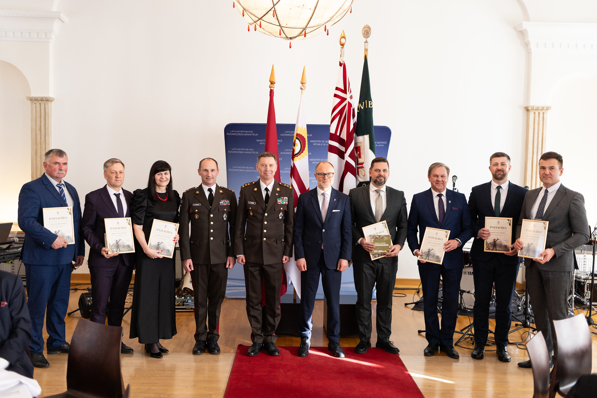 Aizsardzības nozares vadība godina Zemessardzes atbalstītājus