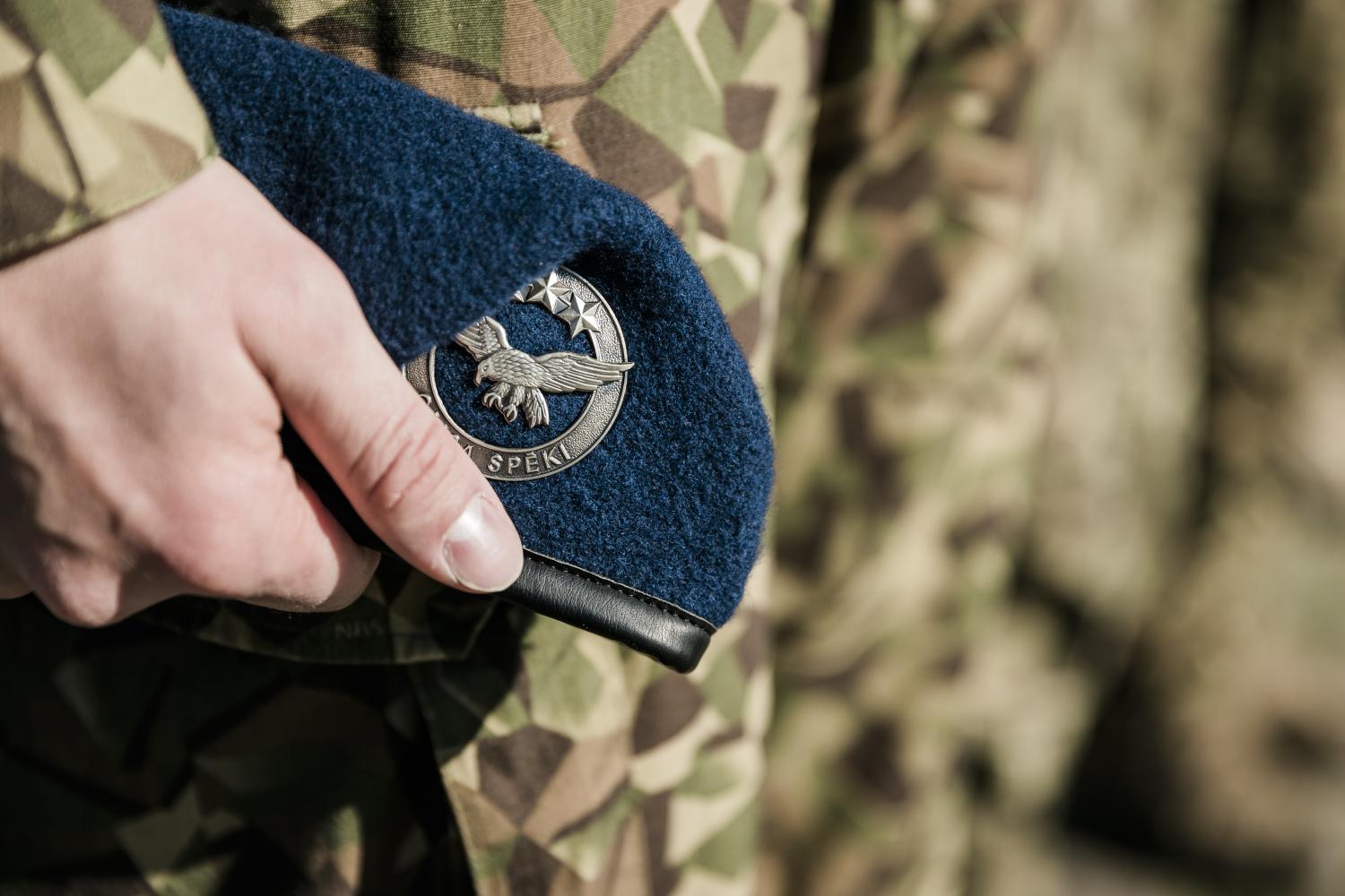 Gaisa spēku zilā berete