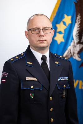 pulkvežleitnants N.Mercs